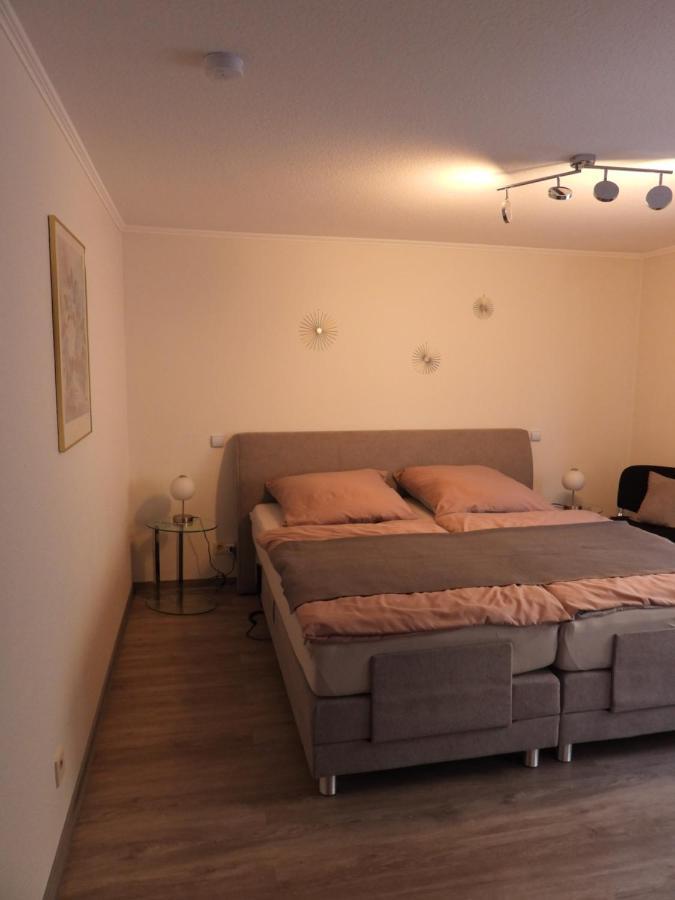 Ferienwohnung "Off Born" Familie Bremm ツェル・アン・デル・モーゼル エクステリア 写真
